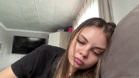 Snapshot of blanchbunt chatting on July 22, 9:23 am Angel online show from July 22, 9:23 am