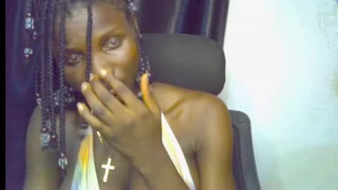 nikky00 online show from May 13, 7:55 pm