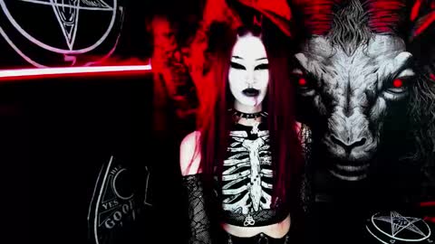 Snapshot of blasphemiangxrl chatting on February 10, 3:05 pm online show from February 10, 3:05 pm