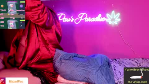 Pau online show from May 6, 3:35 am