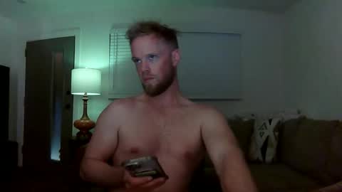 Snapshot of blazer099 chatting on November 29, 4:15 am blazer099 online show from November 29, 4:15 am