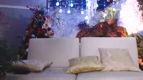 Snapshot of blckexperience chatting on January 4, 3:29 am Danny - online show from January 4, 3:29 am