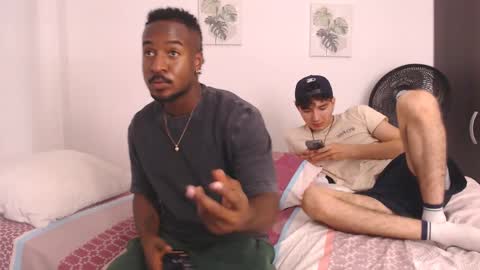 Snapshot of blckexperience chatting on February 16, 11:48 pm Danny - online show from February 16, 11:48 pm