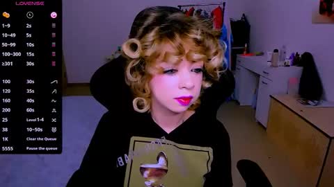 Nicole online show from February 3, 6:40 am