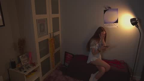  LiLy online show from September 23, 3:37 pm