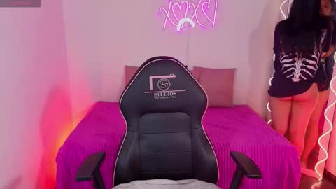 blithz_tay online show from September 25, 11:36 am