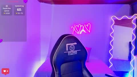 blithz_tay online show from October 19, 11:33 am