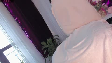 Maria online show from December 11, 10:58 am