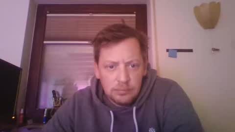 blonde32m online show from October 26, 6:08 am