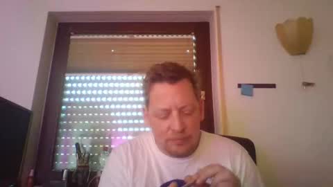 blonde32m online show from November 8, 6:57 am