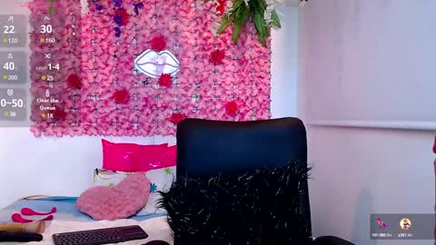 blonde_squirt_ online show from January 28, 3:36 am