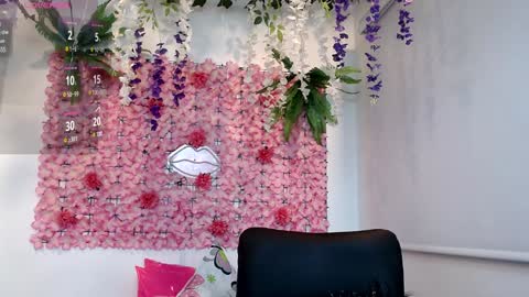 blonde_squirt_ online show from January 29, 5:40 am