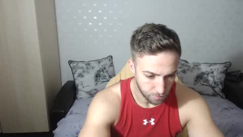 Snapshot of blondeagle chatting on December 18, 10:40 am Mr Blond online show from December 18, 10:40 am