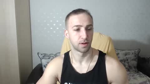 Snapshot of blondeagle chatting on March 10, 7:21 am Mr Blond online show from March 10, 7:21 am
