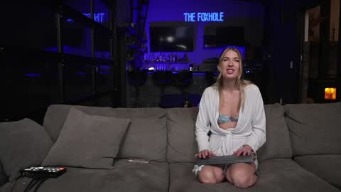 blondefoxsilverfox online show from January 11, 2:22 pm