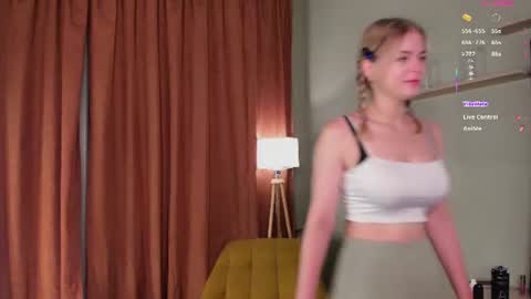 blondensinful online show from July 16, 8:20 am