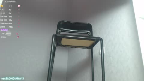 Im Di. I smell naked even when Im dressed. online show from March 25, 10:21 am