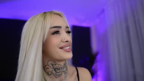 blondie_muller online show from February 19, 9:22 pm
