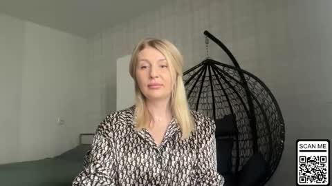 blondie_xoxoxo online show from April 23, 11:20 am