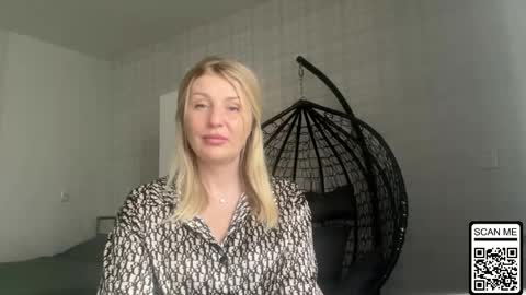 blondie_xoxoxo online show from April 23, 1:57 pm