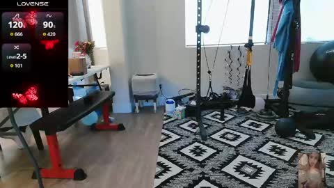 Bubbles online show from May 10, 3:06 pm