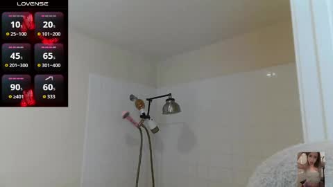 Bubbles online show from May 12, 9:45 pm