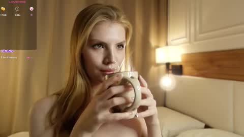 blondoll online show from May 21, 1:23 am