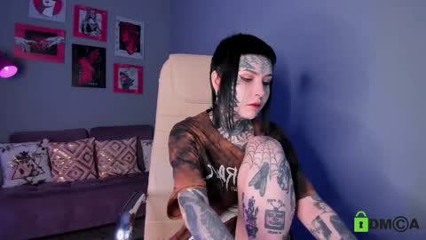 Mary online show from May 3, 12:11 pm