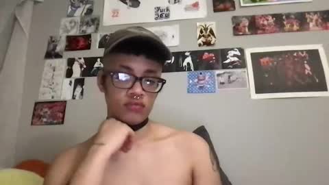 bloodrushbabe online show from March 29, 6:57 am