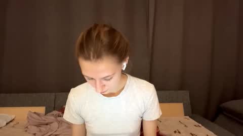 Brook online show from December 5, 8:49 pm