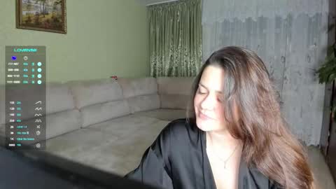 Snapshot of bloomwithmary chatting on September 28, 7:52 pm bloomwithmary online show from September 28, 7:52 pm