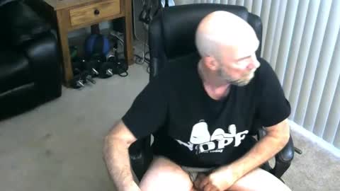 BlowJobBuddy online show from May 16, 11:31 am