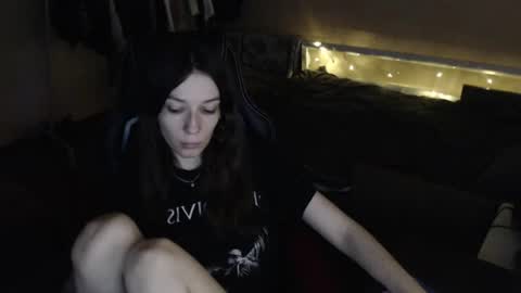 Snapshot of blue__velvet_ chatting on June 13, 2:26 pm blue__velvet_ online show from June 13, 2:26 pm