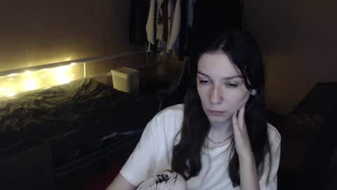 Snapshot of blue__velvet_ chatting on June 22, 9:56 pm blue__velvet_ online show from June 22, 9:56 pm