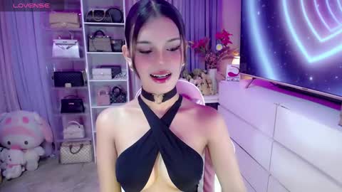 aivee online show from October 12, 5:17 am