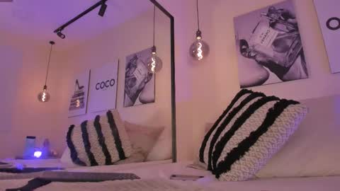 blue_anngel online show from January 8, 12:13 am