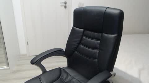 Juliet online show from March 28, 4:39 pm