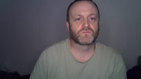 Snapshot of blue_eyes_paul chatting on February 14, 2:41 am blue_eyes_paul online show from February 14, 2:41 am