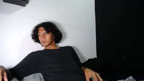 Snapshot of blue_morningstar chatting on September 26, 2:15 am bunbury online show from September 26, 2:15 am