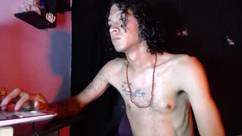 Snapshot of blue_morningstar chatting on October 31, 10:38 am bunbury online show from October 31, 10:38 am