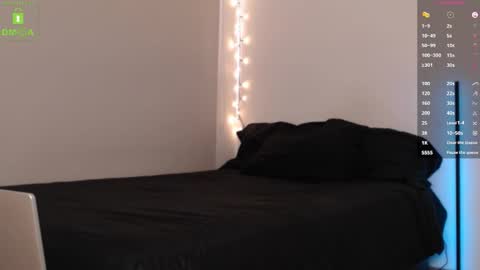 Blue online show from October 16, 10:00 pm