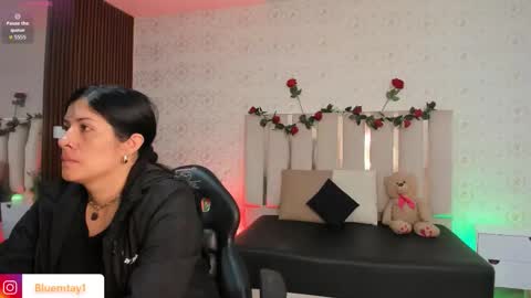 Snapshot of blue_tay1 chatting on February 26, 12:15 pm blue_tay1 online show from February 26, 12:15 pm