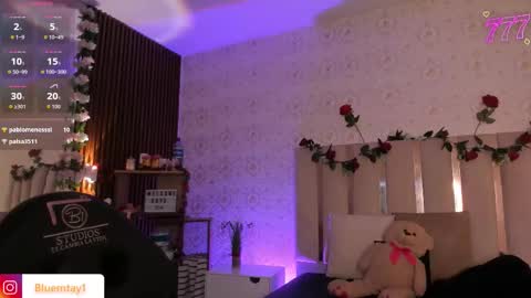 Snapshot of blue_tay1 chatting on March 13, 3:07 pm blue_tay1 online show from March 13, 3:07 pm