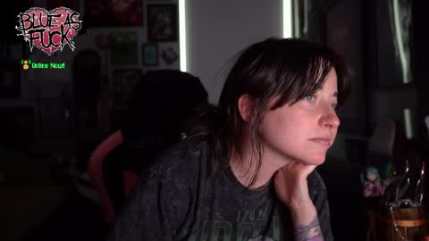 Blue online show from May 26, 12:28 am