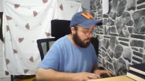 blueb7900 online show from June 30, 7:37 pm