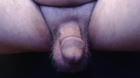 bluebee420 online show from March 13, 9:27 am