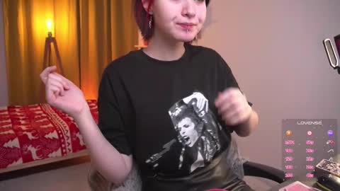 bluebeell online show from January 13, 8:30 am