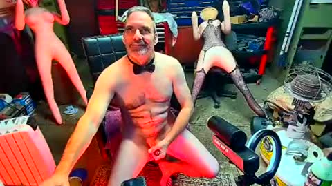 Snapshot of bluediamond777 chatting on October 19, 12:50 pm bluediamond777 online show from October 19, 12:50 pm