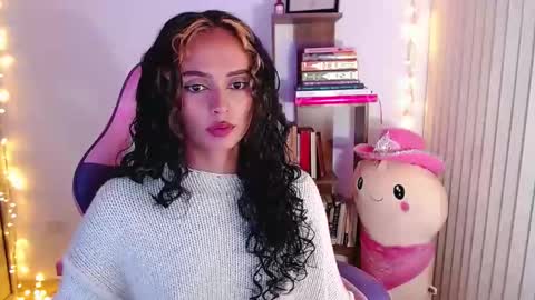 Im Abril .. Nice to meet you  thumb up me please its important  INDEPENDENT MODEL online show from September 18, 12:45 am