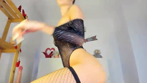 blueee_diamond online show from May 6, 10:59 pm